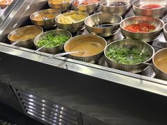 自助调料区-火炉火自助餐(喜隆多店)