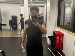 -乐刻运动(闵行永德路地铁站店)