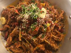 -张大师鸭爪爪特色干锅(南湖店)