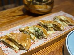 塔哈尔芝士羊肉饼-塔哈尔·新疆盛宴(城西银泰店)