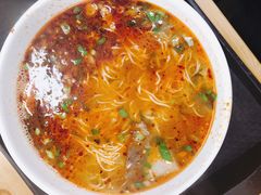 -马德元纯汤牛肉面(太奥广场店)