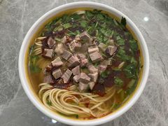 -杨记清芳牛肉拉面(京广路店)
