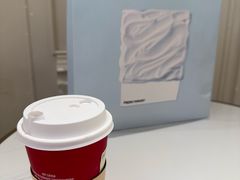 -HOT CRUSH趁热集合·现烤面包(上海环球港店)