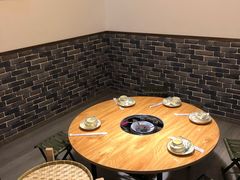 包厢-茸梅路右拐龙虾-农家菜(松江店)