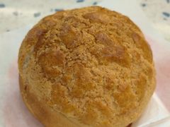 新鲜出炉菠萝包-樂麗餐室 · 本地茶餐廳(扬名广场店)