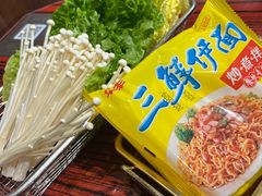 -沙胆彪炭炉牛杂煲(上海日月光广场店)