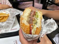 -The Habit Burger Grill 哈比特汉堡(爱琴海店)