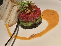 牛肉塔塔配牛油果黑橄榄酱-Solo(衡山路店)