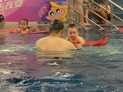 -蓝旗亲子游泳(范湖万达广场店)