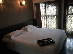 -杭州西湖桔子水晶酒店