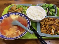 -荣华基·现炒快餐(肇嘉浜路店)