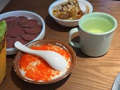 -蔡婶牛腩牛杂煲(长安万科店)
