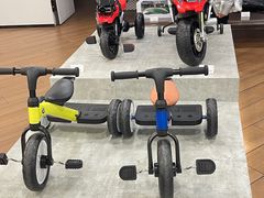 -嘉兴宝华宝马4S店维修部(海宁店)
