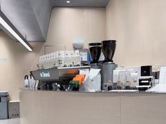-M Stand(南京新街口金鹰店)
