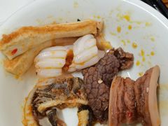 -周良天山牛杂城(天山路总店)