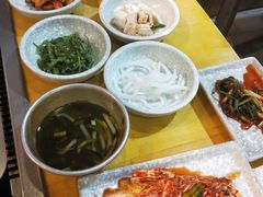 韩国特色风味小菜-金顺韩式烤肉·网红烤肉店(广利路店)