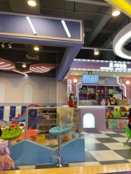 -童趣童玩(方圆荟·馨宜新天地店)
