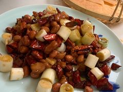 宫爆鸡丁-院8里·少城记忆老川菜(宽窄巷子店)