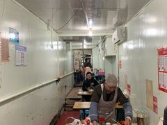 大堂-玲玲米粉·新疆现炒米粉(大十字总店)