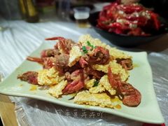 锅巴蛋黄龙虾-巴厘龙虾·榜首油焖大虾(洞庭·艺术洋房店)