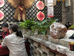 -谭鸭血老火锅(七宝万科广场店)