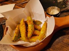 -HIGH FIVE哈福手工汉堡(桂林路店)