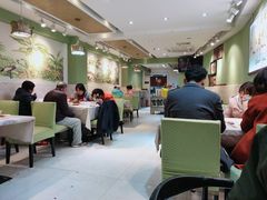 大堂-丽丽三鲜螺蛳粉(田林路店)