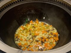 菌菇锅-粘豆包铁锅炖二部(温泉街店)