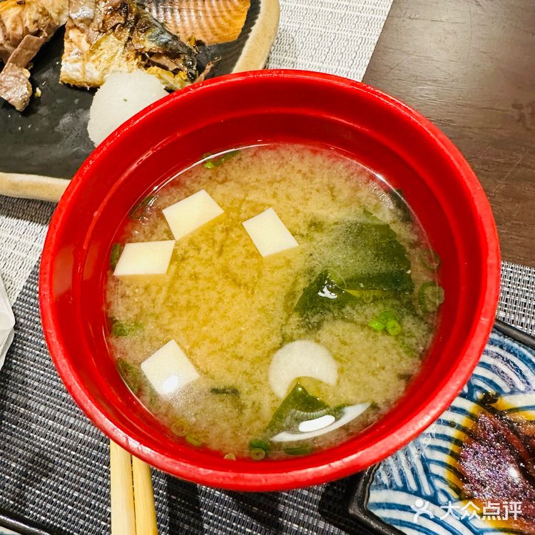 一家名字不太好记的日料店[憨笑]