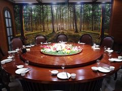 -郑庄脂渣海鲜楼(九水路店)