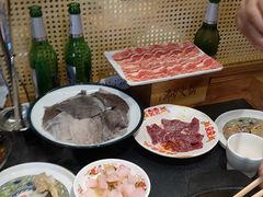 -沸炉重庆老火锅(军事博物馆店)