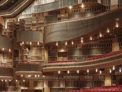 -交通银行前滩31演艺中心