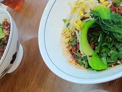 -秦君宝手擀菠菜面(金花路店)