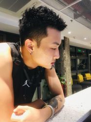 -PE SALON