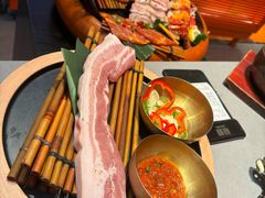 -轻烧烤肉(光谷步行街店)