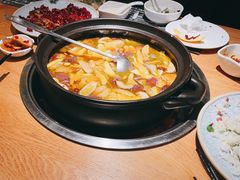 -一朵菌·野生菌探索家火锅(南亚店)