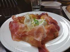 精选意大利火腿拼盘配油醋腌蔬菜-Fiume福弥意大利餐厅