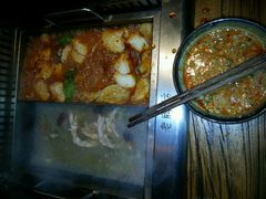 -老牌坊云南鱼豆花火锅(嵩山店)