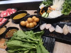 -呷哺呷哺(新世界百货望京店)