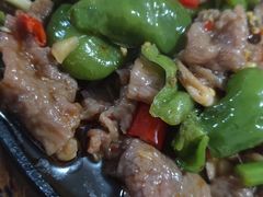 铁板牛肉-洪霞餐馆