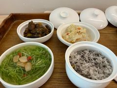 -雪梅月子中心(华侨城店)
