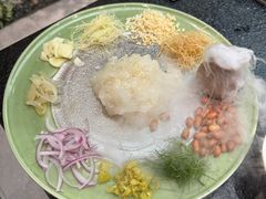 -得意咚瓜·顺德鱼生·冬瓜火锅(深圳首店)