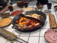 -扎起市井老火锅(乐山总店)