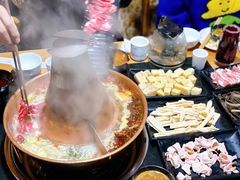 -果松木炭酸菜铜火锅·外婆参鸡汤