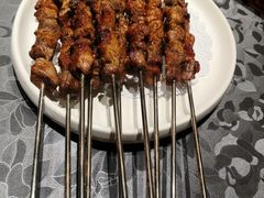 红柳枝烤肉-奉天掌柜·非遗猪手·笨饺子(崇山路店)