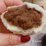 熬豆沙,都是我亲力亲为,豆沙里添加了炼乳,口感更香滑