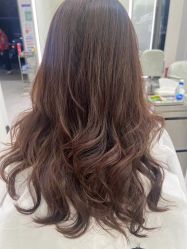 -PE SALON