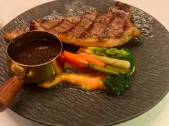 -龙虾酒吧扒房(宁波香格里拉店)