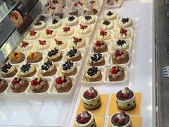 -红跑车HPCBAKERY(汉商店)