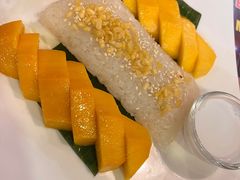 -Dang restaurant (patong phuket)